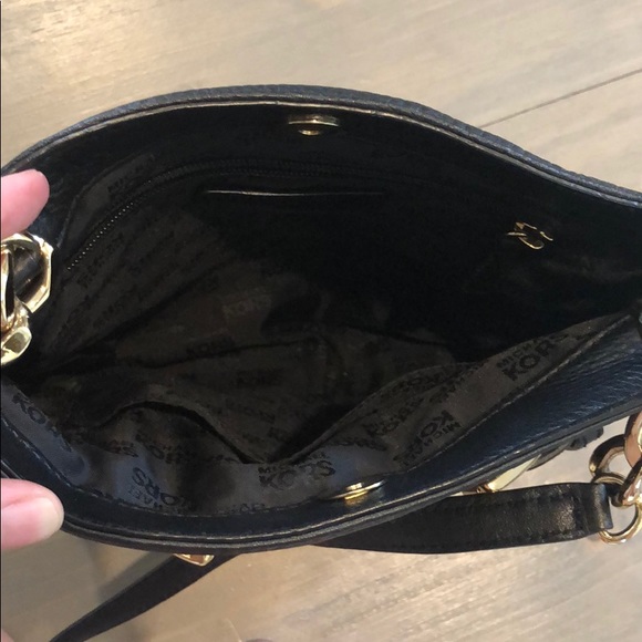 Michael Kors Crossbody - Picture 4 of 4